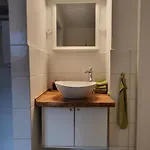 Ferienwohnung 80Qm, 4 Personen Mit Kamin In Pinneberg Bei Hamburg