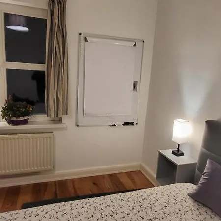 Freienwohnung 80qm, 4 Personen Mit Kamin