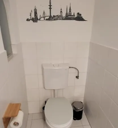 80qm, 4 Personen Mit Kamin In Bei Hamburg Daire *