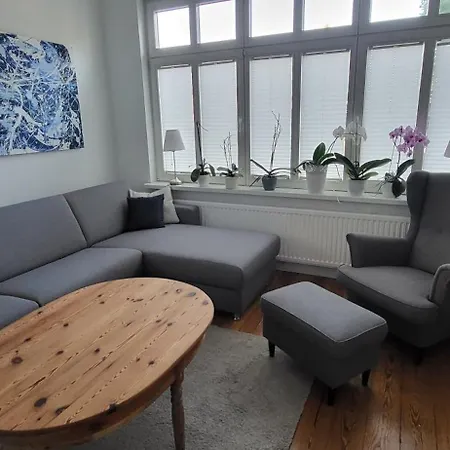 Freienwohnung 80qm, 4 Personen Mit Kamin Pinneberg