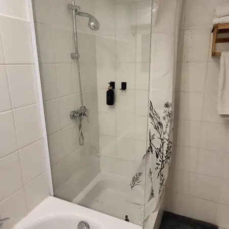 Freienwohnung 80qm, 4 Personen Mit Kamin Apartment Pinneberg