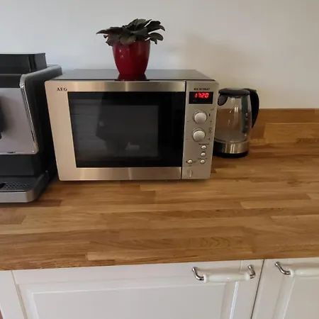 Ferienwohnung 80Qm, 4 Personen Mit Kamin In Pinneberg Bei Hamburg